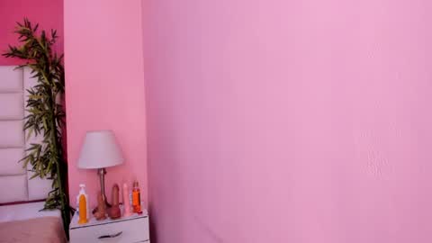 Snapshot of mariam_scott18 chatting on October 22, 3:31 am Mariam online show from October 22, 3:31 am