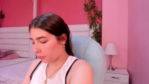 Snapshot of mariam_scott18 chatting on October 7, 6:42 am Mariam online show from October 7, 6:42 am