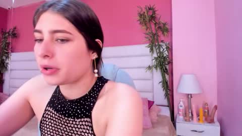Snapshot of mariam_scott18 chatting on October 10, 3:34 am Mariam online show from October 10, 3:34 am