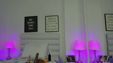 Snapshot of mariam_scott18 chatting on March 4, 5:03 pm Mariam online show from March 4, 5:03 pm