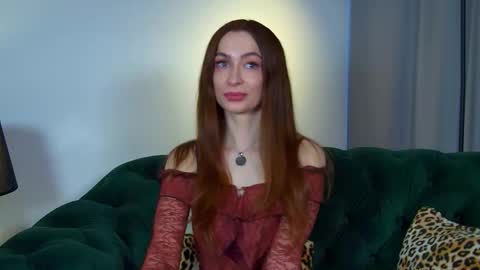 MariaMenson online show from November 22, 7:18 am