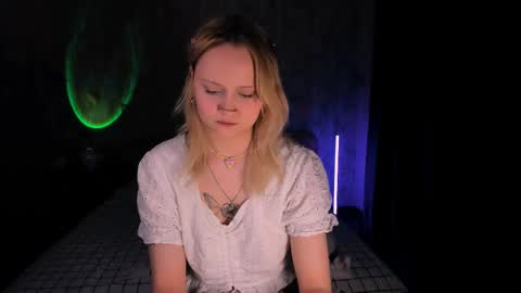 Snapshot of mariamilkis chatting on February 14, 2:18 am Maria online show from February 14, 2:18 am