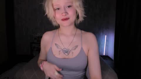 Snapshot of mariamilkis chatting on October 8, 11:32 pm Maria online show from October 8, 11:32 pm