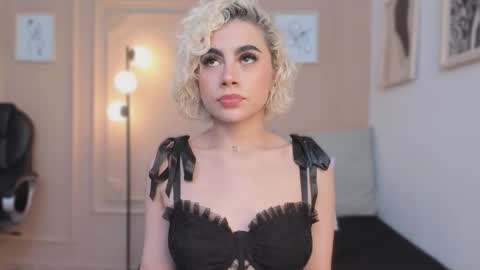 Marian online show from January 16, 7:01 pm