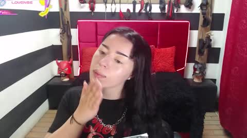 Snapshot of marian_ran_ chatting on September 30, 4:34 am Marian online show from September 30, 4:34 am