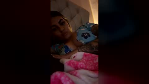 Mariana Roe online show from December 13, 10:38 pm