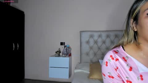 Mariana Roe online show from December 2, 1:04 am