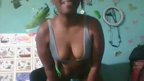 mariana_cute2 online show from November 18, 4:59 am