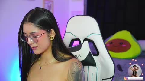 Mariana  online show from March 5, 8:18 pm