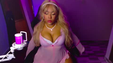 Mariana Prada online show from February 28, 5:11 am