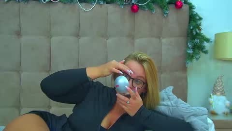 Maria online show from December 5, 7:29 am