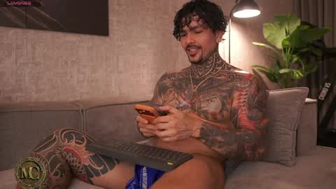 Mariano Costa online show from April 2, 1:24 am