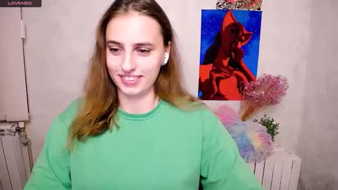 Snapshot of mariatess_ chatting on September 25, 8:43 am Mariia online show from September 25, 8:43 am