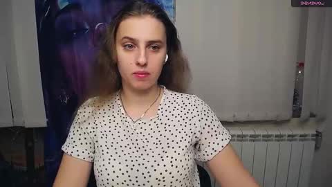 Snapshot of mariatess_ chatting on October 20, 8:19 am Mariia online show from October 20, 8:19 am