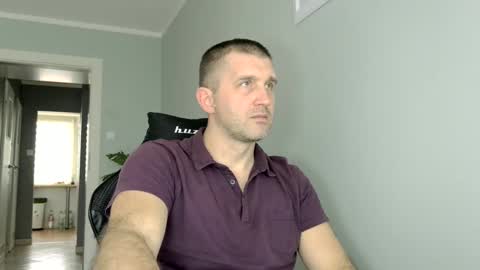 Snapshot of maribor5879 chatting on February 27, 2:00 pm maribor5879 online show from February 27, 2:00 pm