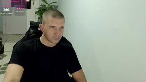 Snapshot of maribor5879 chatting on October 6, 1:23 am maribor5879 online show from October 6, 1:23 am