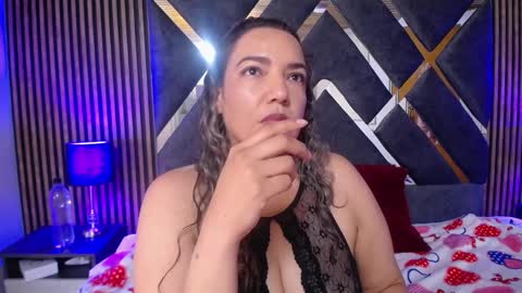 Snapshot of marie_hss chatting on March 7, 8:44 pm marie_hss online show from March 7, 8:44 pm