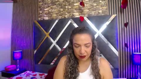 Snapshot of marie_hss chatting on February 11, 9:03 pm marie_hss online show from February 11, 9:03 pm