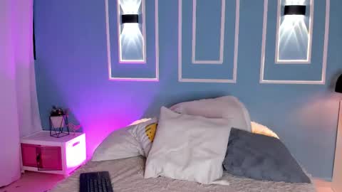 Maria  online show from March 9, 11:09 pm