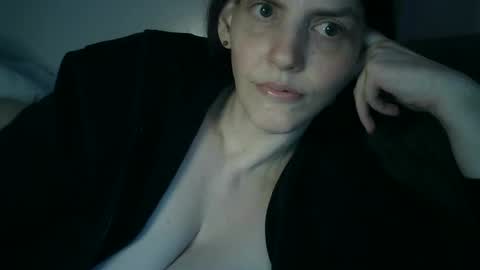 Snapshot of mariejojo chatting on October 17, 6:34 pm Mariejojo online show from October 17, 6:34 pm