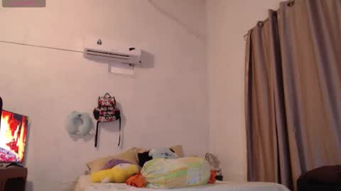 Snapshot of mariel_sins21 chatting on October 20, 10:48 pm Mariie online show from October 20, 10:48 pm