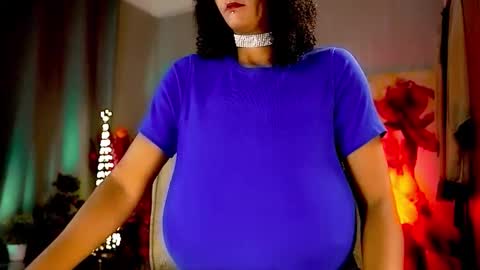 Snapshot of mariicha chatting on October 30, 7:09 am Nikita - Scroll down and read my bio please. New Pictures in Bio online show from October 30, 7:09 am