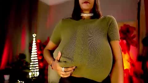 Nikita - Scroll down and read my bio please. New Pictures in Bio online show from November 9, 8:18 am