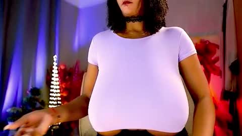 Snapshot of mariicha chatting on September 26, 7:27 am Nikita - Scroll down and read my bio please. New Pictures in Bio online show from September 26, 7:27 am