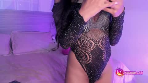 Luna Dulk online show from December 6, 5:03 am