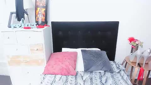 Marina online show from December 2, 3:32 pm