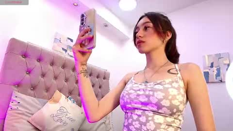 marinette online show from November 4, 12:39 pm