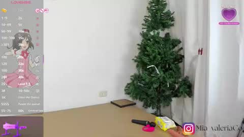 marioandmia online show from November 22, 10:13 am