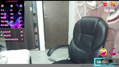 Snapshot of maritsa_millerr chatting on February 21, 12:39 pm maritsa online show from February 21, 12:39 pm