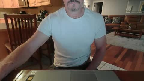 Snapshot of mark48130 chatting on October 15, 12:39 pm Mark online show from October 15, 12:39 pm