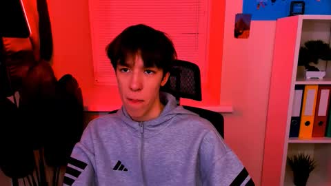 Mark online show from February 6, 4:10 pm