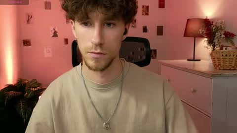 mark_caron online show from April 18, 9:26 pm