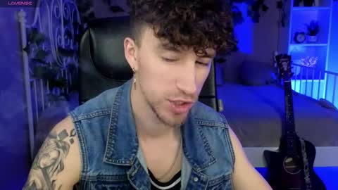 mark_caron online show from November 27, 10:06 pm