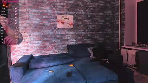 Mark online show from February 10, 2:03 am