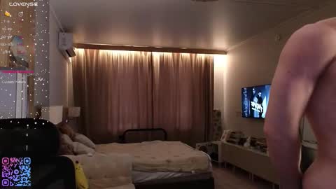 Mark online show from November 18, 1:03 pm