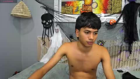 markbowie online show from October 18, 3:49 pm