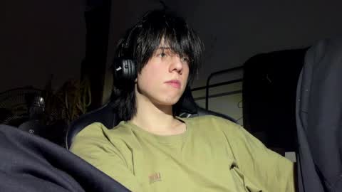 Mark online show from April 9, 3:29 pm