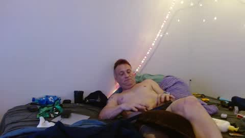 markymark101825061 online show from February 14, 1:45 am