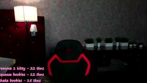 Snapshot of marrie_coy chatting on February 25, 11:43 am Marrie online show from February 25, 11:43 am