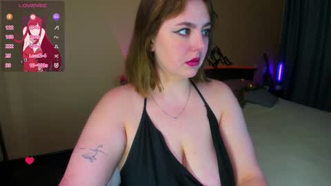 marry_evans_ online show from April 1, 1:50 am