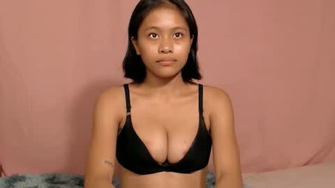 Snapshot of marrymebabexx_ chatting on September 22, 1:26 pm marrymebabexx_ online show from September 22, 1:26 pm