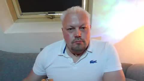 mars0481 online show from April 24, 2:30 pm