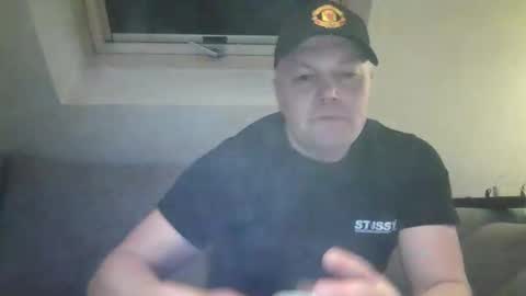 mars0481 online show from December 13, 7:10 pm