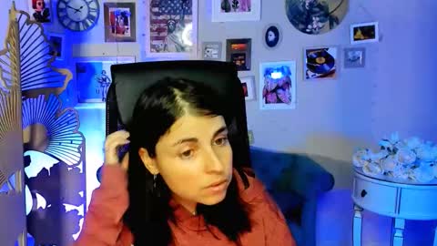 martaedams online show from February 25, 6:50 am