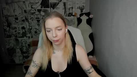 Snapshot of martha_cameron chatting on February 3, 9:07 pm Martha Cameron online show from February 3, 9:07 pm