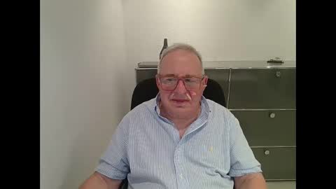 martin_1947 online show from September 20, 10:35 pm